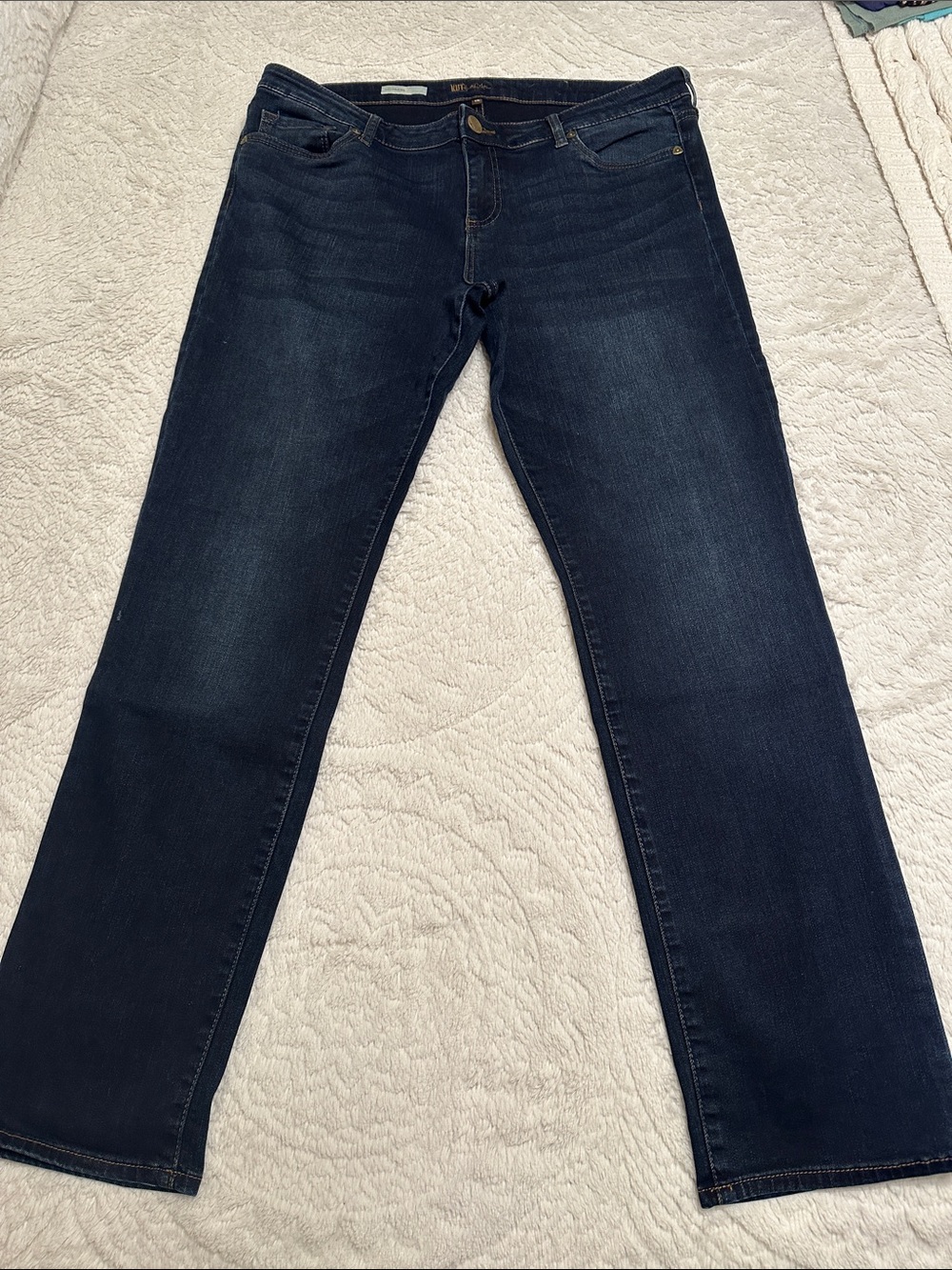New Kut from the Kloth Straight Leg Jeans. Womens Size 16.